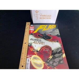The Flash #61 DC Comics Universe Buried Alive! Comic Book Williamson‎